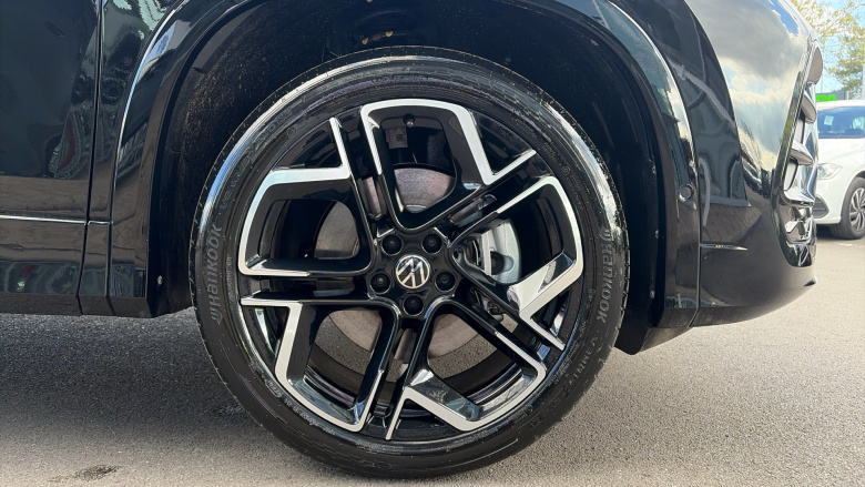 Volkswagen Tayron 1.5 eTSI R-Line 5dr DSG7 [7 Seat] Petrol Estate